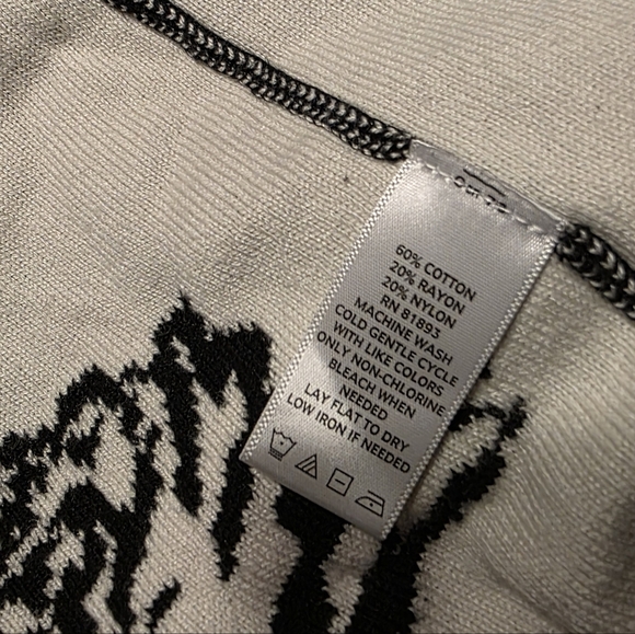 Isaac Mizrahi Live! Black And White Floral Cardigan Size M - Picture 4 of 5